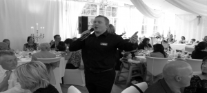 Viva singing waiters surprise waiters